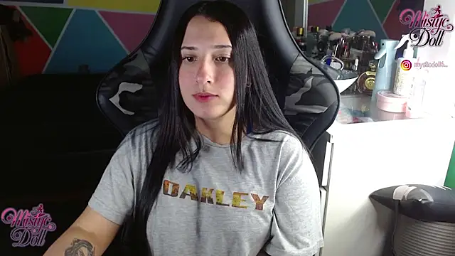 Mysticdooll69's cam snapshot