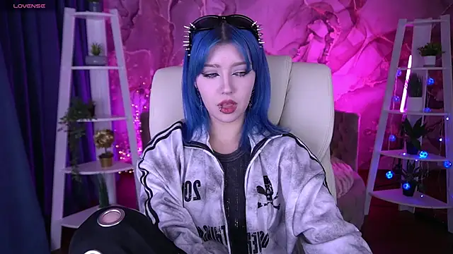 SelenaIris live sex cam