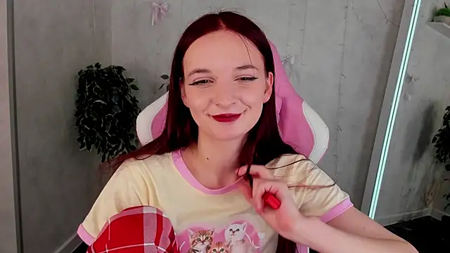 Alicia_Adammss's cam snapshot