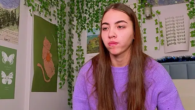 Fit_Brunette_'s cam snapshot