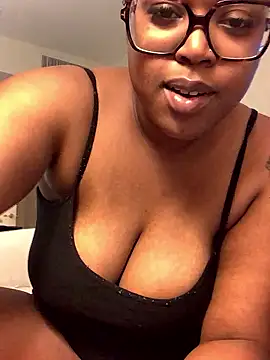 MsTsunamix3's cam snapshot