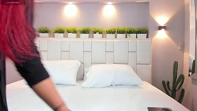 LunnaBlake's cam snapshot