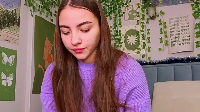 Fit_Brunette_'s cam snapshot