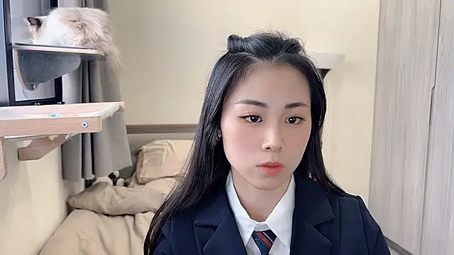 BabyOneDaily's cam snapshot