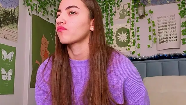 Fit_Brunette_'s cam snapshot