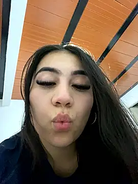 LatinaFireX's cam snapshot