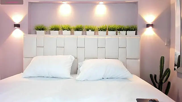 LunnaBlake's cam snapshot