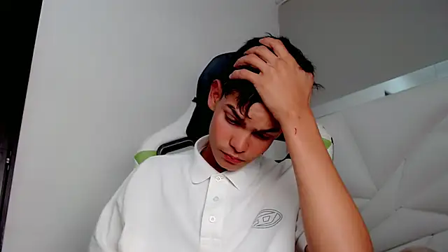 Lil_babyyy_'s cam snapshot