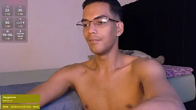 Pikashu7u7's cam snapshot