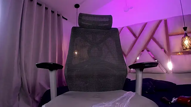 shineevg live sex cam