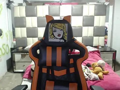 dulcecandy18's cam snapshot