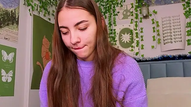 Fit_Brunette_'s cam snapshot