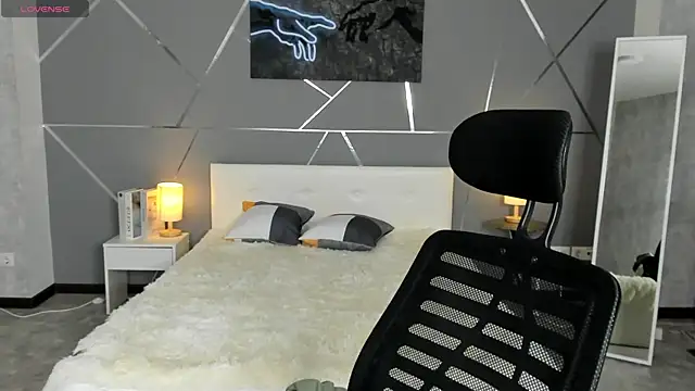 miss__evelyne's cam snapshot