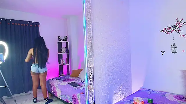 NYXHELLSQUEEN's cam snapshot