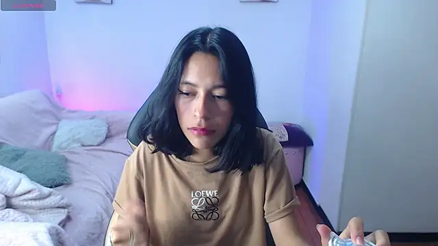 Kittie_nala_'s cam snapshot