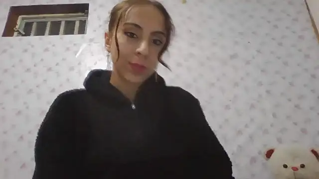 Roselingalvis13's cam snapshot