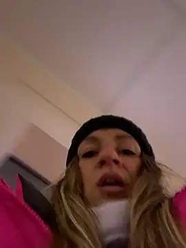 EvvaMur's cam snapshot