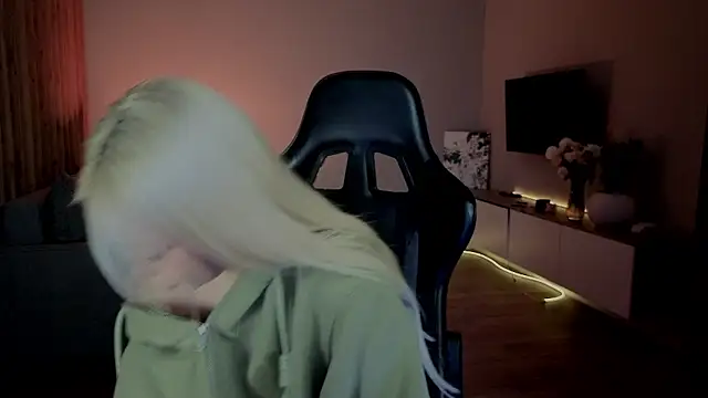 RileyMee live sex cam