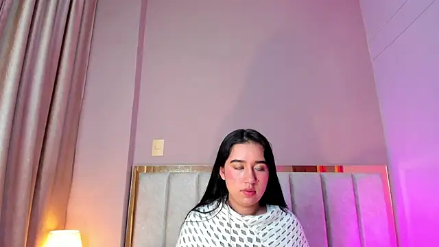 LaraGoldd's cam snapshot