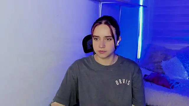 Emily_Lindey's cam snapshot