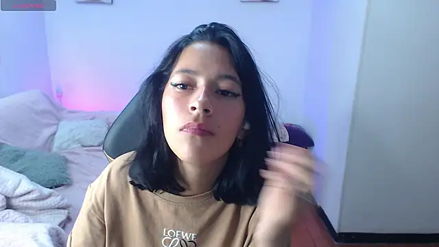 Kittie_nala_'s cam snapshot