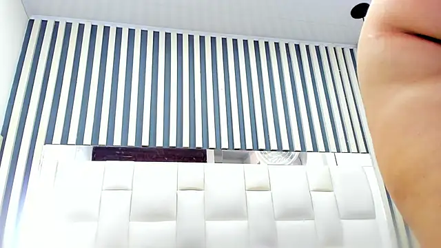 camila__herrera live sex cam