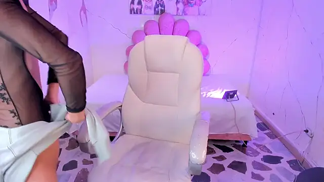 AdharaSweet1_ live sex cam