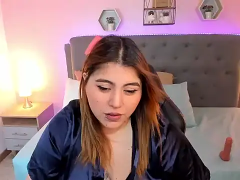 Abril_Rosse_'s cam snapshot