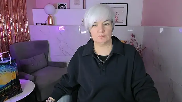 CarmenSoft live sex cam