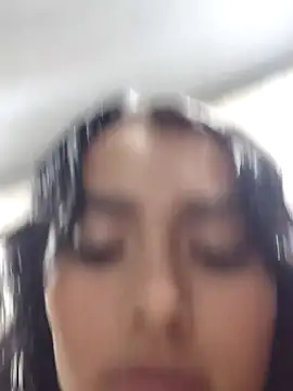 Naomism-- live sex cam