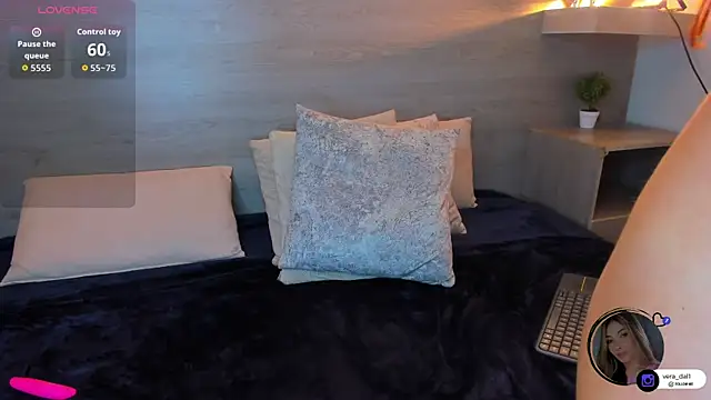 Vera_Dalton's cam snapshot