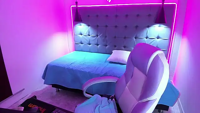 SallyKitty_'s cam snapshot