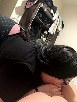 Deeplong24's cam snapshot