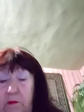 CrystalLime6411 live sex cam