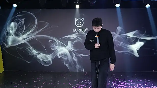 LU-909's cam snapshot