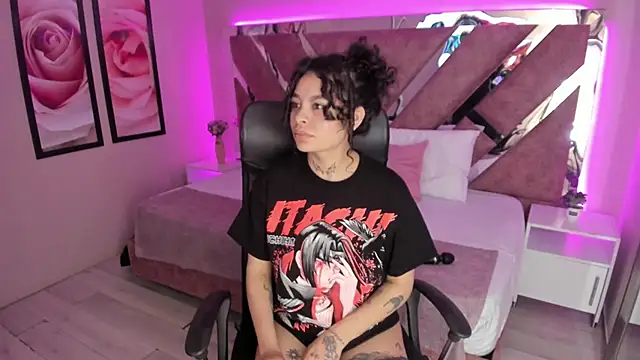 KatherineGomez live sex cam