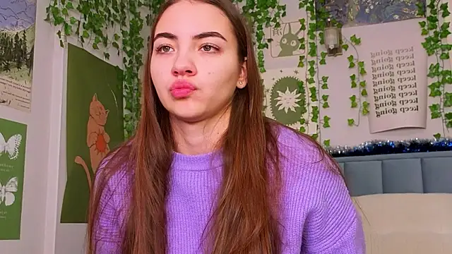 Fit_Brunette_'s cam snapshot