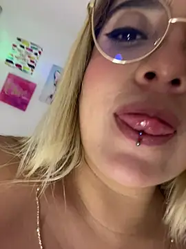 _Ninasanz's cam snapshot