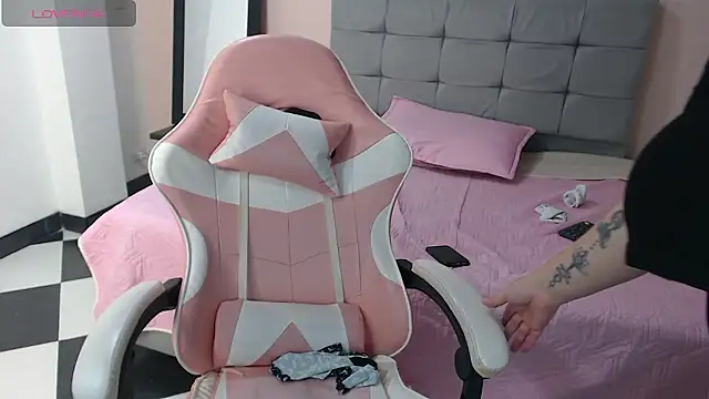 Abby_Hiiltoon live sex cam