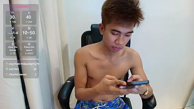 Ur_pinoyhotbrix live sex cam