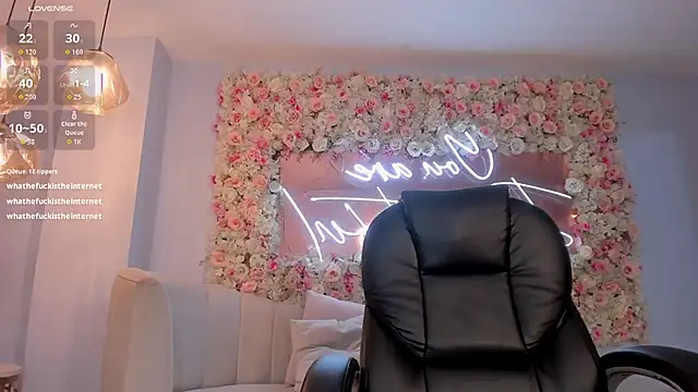 CelesteMoonX live sex cam