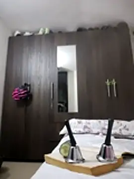 laperracobarde live sex cam