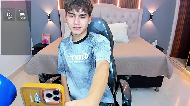 Tommy18__ live sex cam