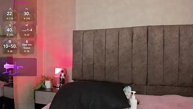 LanaMills_ live sex cam