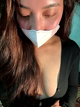 Xuka_Sweet live sex cam