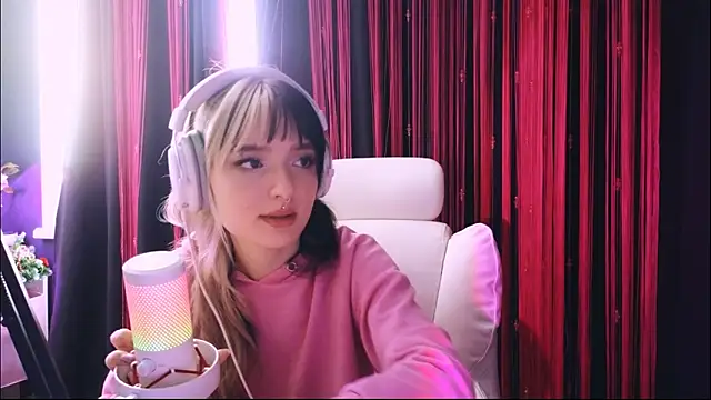 Avi_Nile live sex cam