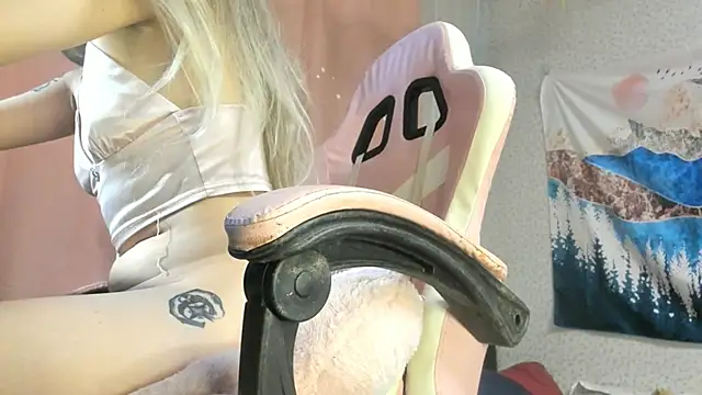 Ramona_Johnson live sex cam