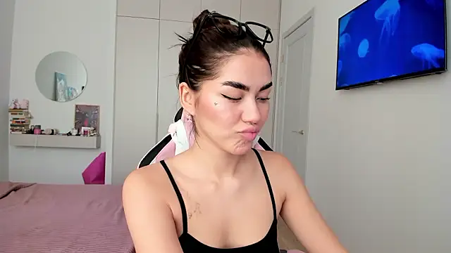 Shineel live sex cam