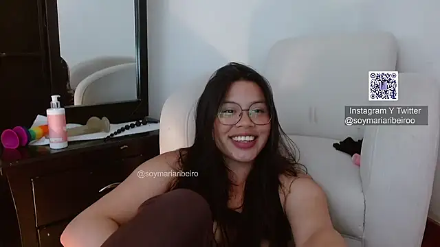 maria_ribeiro's cam snapshot