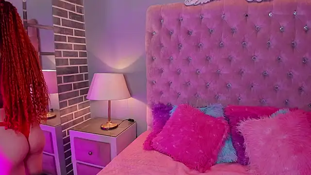 AdelaineBest live sex cam